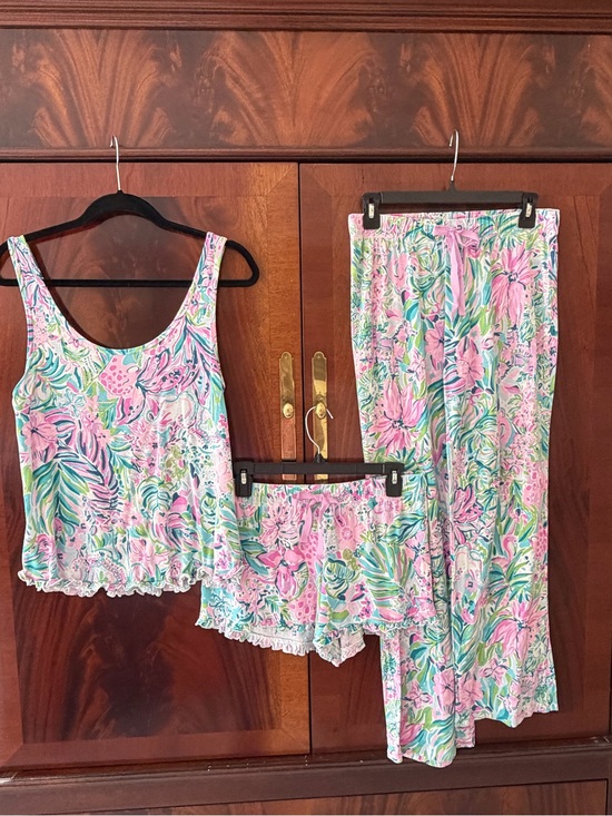 Lilly Pulitzer Other - Lilly Pulitzer Lilly’s Favorite Things 3 Pc Pajama Set Tank Shorts Pants M
